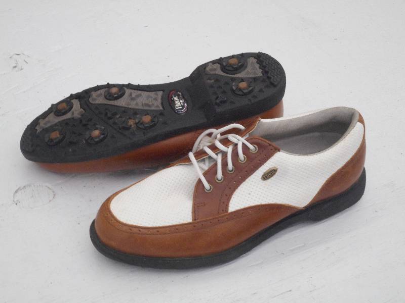 lot 131 image: Etonic BrownWhite Golf Shoes, Size...