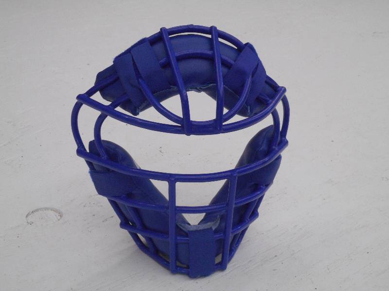 lot 137 image: New GLS PWMY Catchers Mask ...