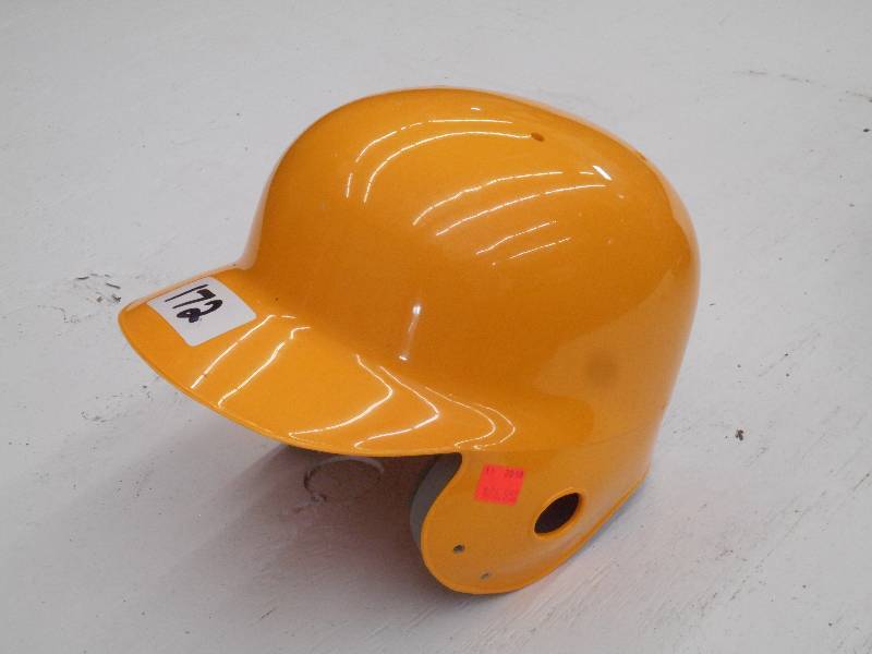 lot 172 image: Riddell Size Small Batting Helmet ...