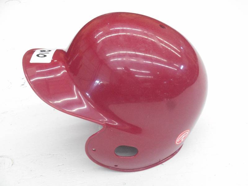 lot 210 image: Rawlings Small 6 58--6 34 Batting...
