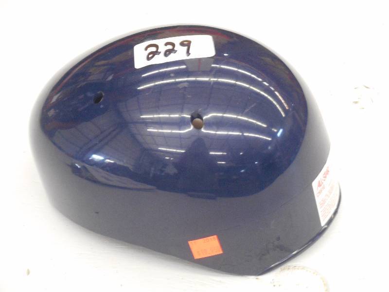 lot 229 image: All Star Medium 6 58--6 34 Catche...