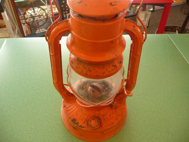 Vintage Dietz  D Light Lantern