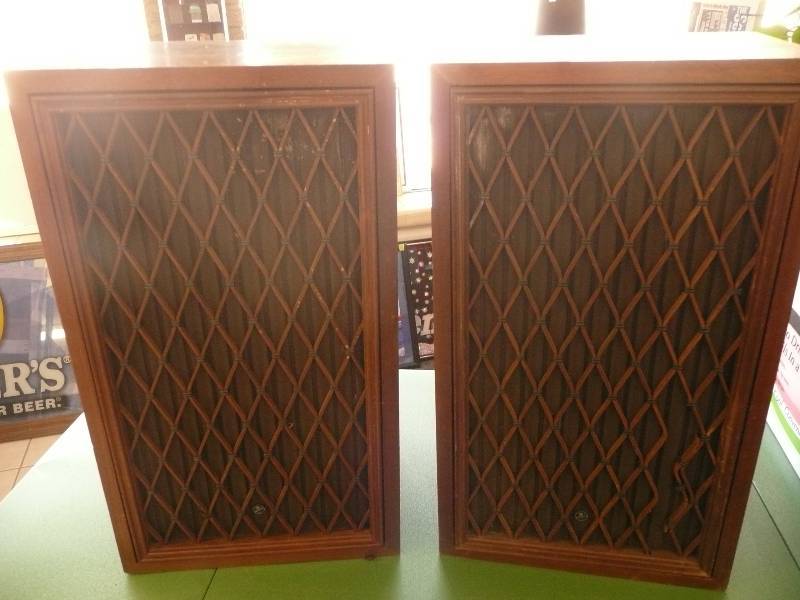 Vintage Pioneer Speakers