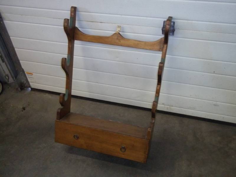 lot 43 image: Gun Rack with drawer