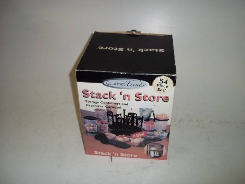 lot 78 image: Stack n store storage containers