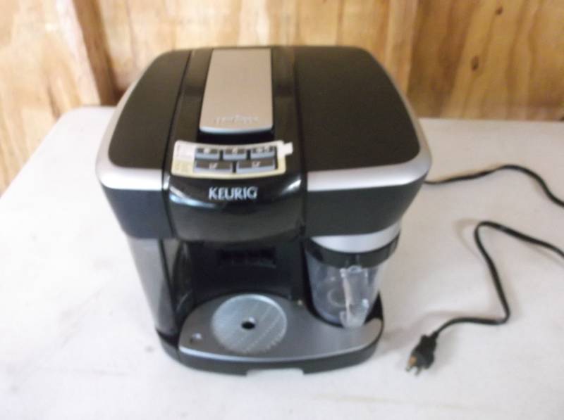 lot 15 image: Coffee Maker