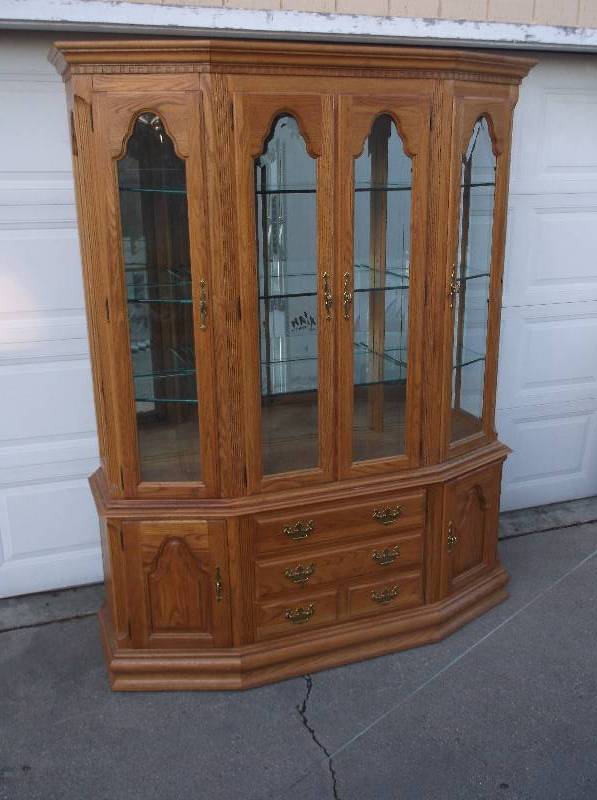 lot 1 image: Keller Hutch