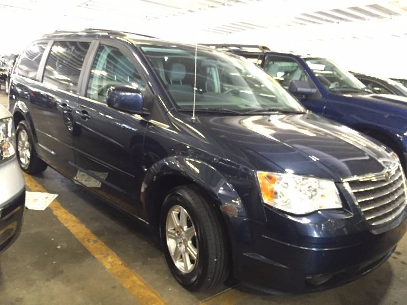 2008 Chrysler Town & Country Touring