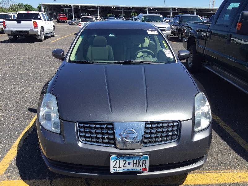 2005 Nissan Maxima SE