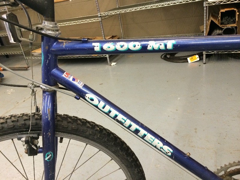 Outfitters 1600 MT Bike 10 speed