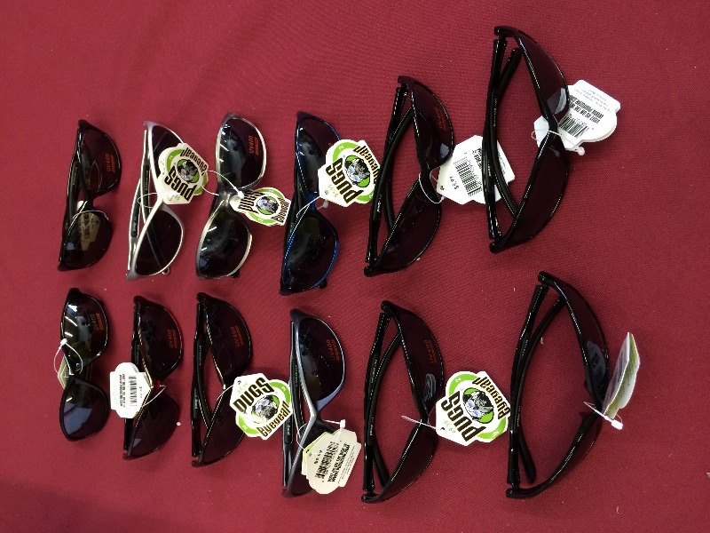 Assorted Quality Puggs Sun Glasses NEW lot of approx. 72  Great for resale, ebay, garage sales, flea market sellers