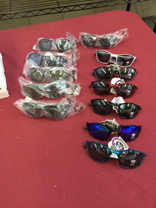 Assorted Quality Puggs Sun Glasses NEW lot of approx. 36  Great for resale, ebay, garage sales, flea market sellers