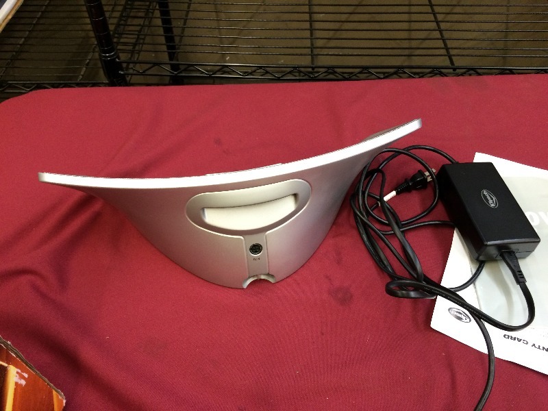 Klipsch   iGroove  all in one digital speaker system - works