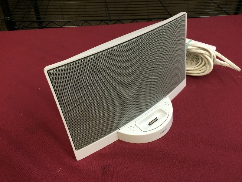 BOSE  sound dock, digital music system - works