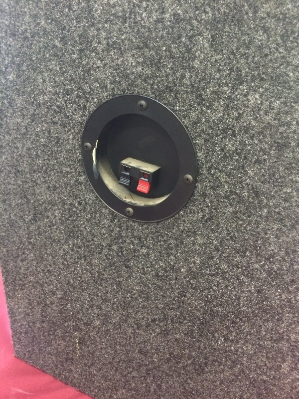 Acoustic speakersubwoofer - works   27 high x 15 wide x 11 deep