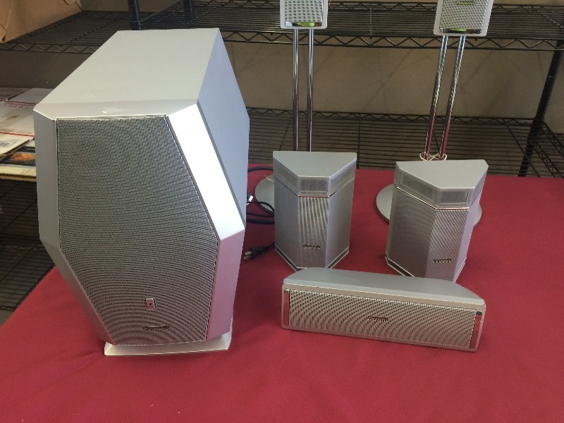 Panasonic sound system  speakers - lot of 6   works