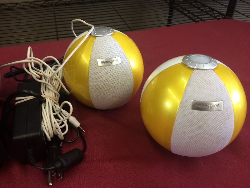 Hannspree Speakers  cords  - lot of 3