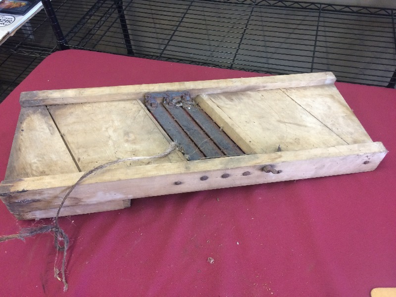 Vintage lettuce shedder
