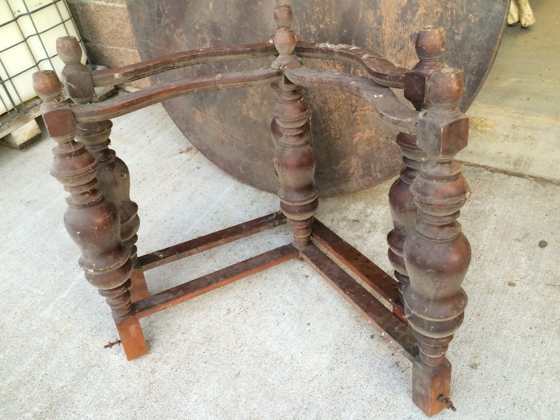 Vintage 48 Oak Table wlegs  - needs assembly