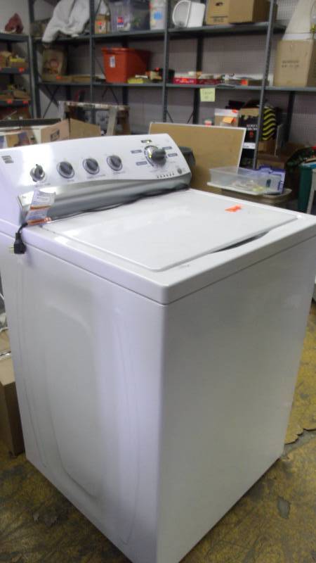 lot 284 image: Kenmore Washing Machine