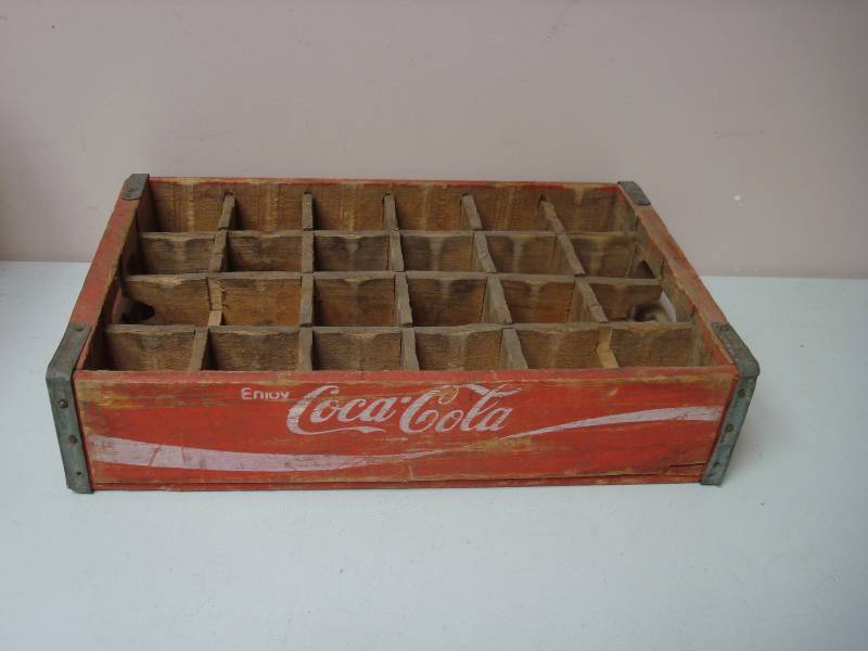 lot 23 image: Vintage Wood Coca Cola Pop Bottle Crate, Shows Wear