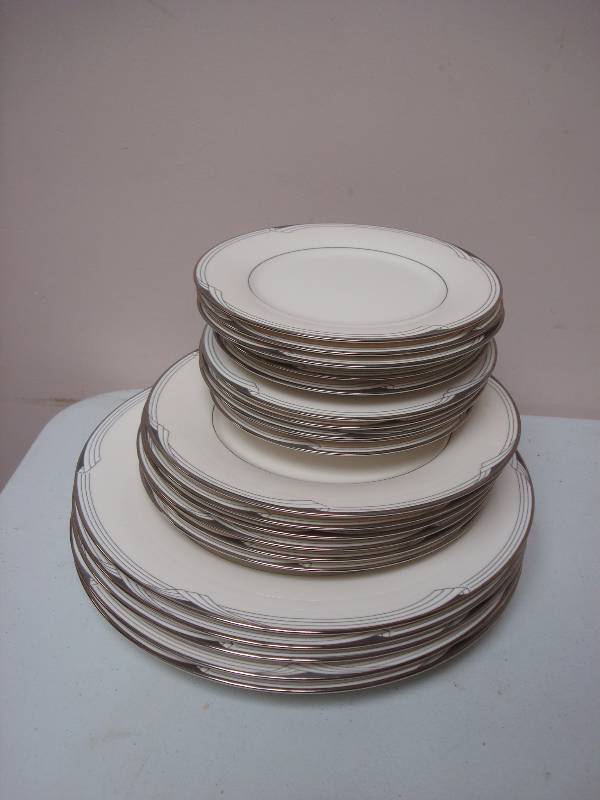 lot 32 image: Set Of Noritake Sterling Cove Fine China