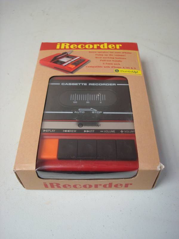 lot 56 image: iRecorder Vintage Style Cassette Player, Ipod Dock
