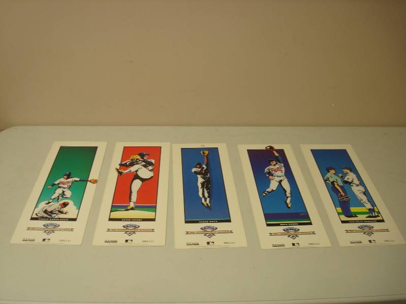 lot 84 image: Lot Of Limited Minnesota Twins Large 1991 Cards
