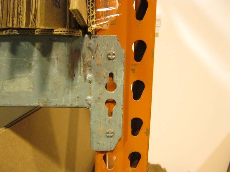 lot 4 image: (2) Sections Pallet Racking with (3...
