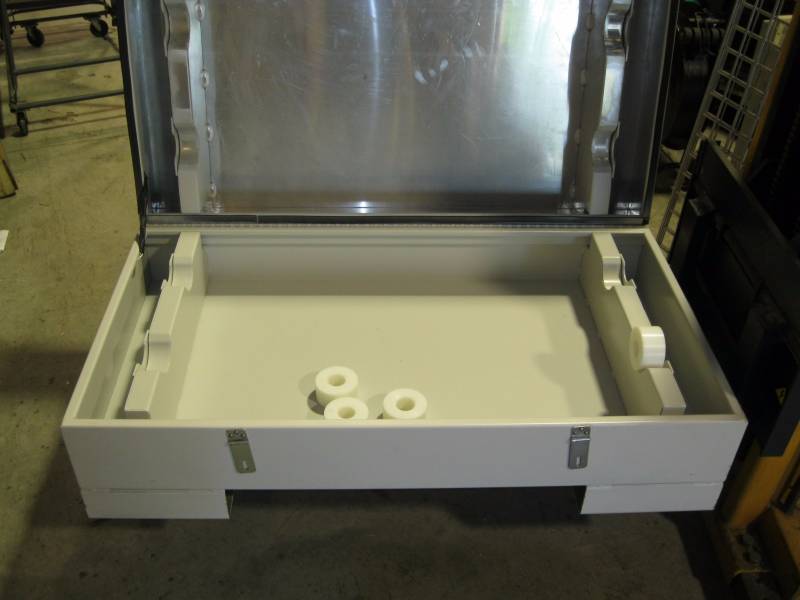 lot 16 image: Industrial Surplus Hinged Metal Che...