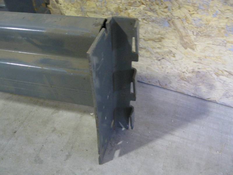lot 131 image: (2) 96 Pallet Racking Beams ...