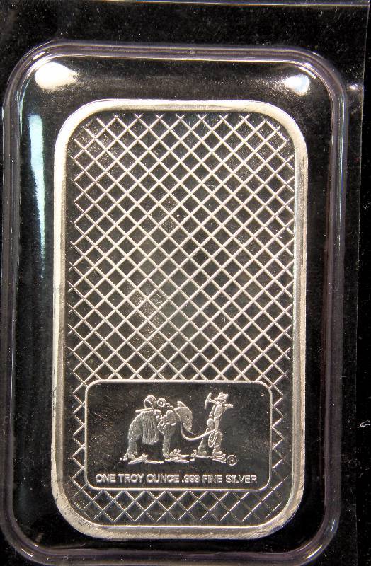 1 TROY OZ. .999 FINE SILVER BAR EAGLE DESIGN SEALED