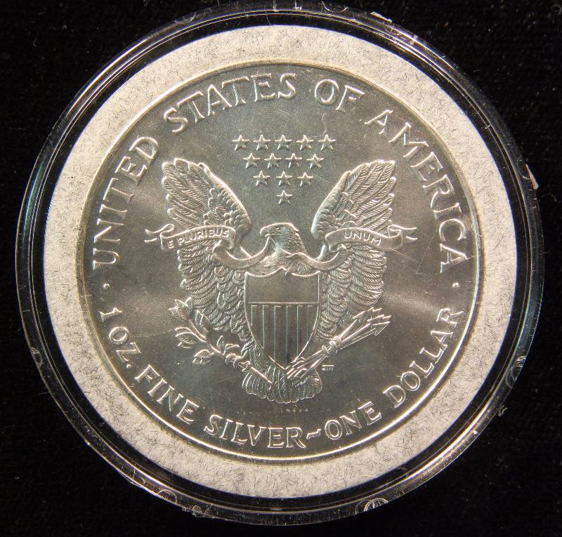 1999 AMERICAN SILVER EAGLE 1 TROY Oz. .999 FINE SILVER DOLLAR IN AIRTITE HOLDER