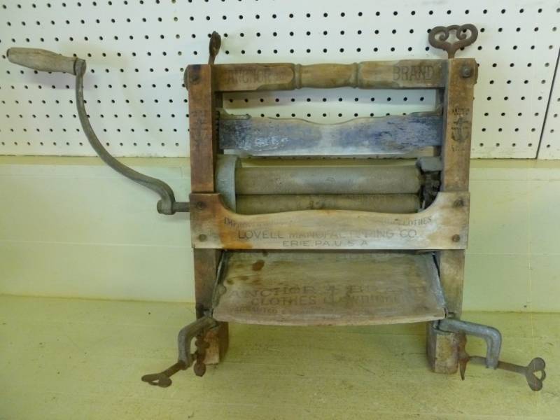 Antique Clothes Wringer