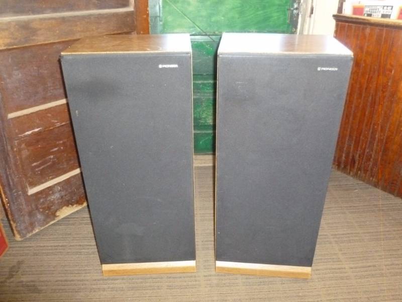 Pioneer Tower Speakers