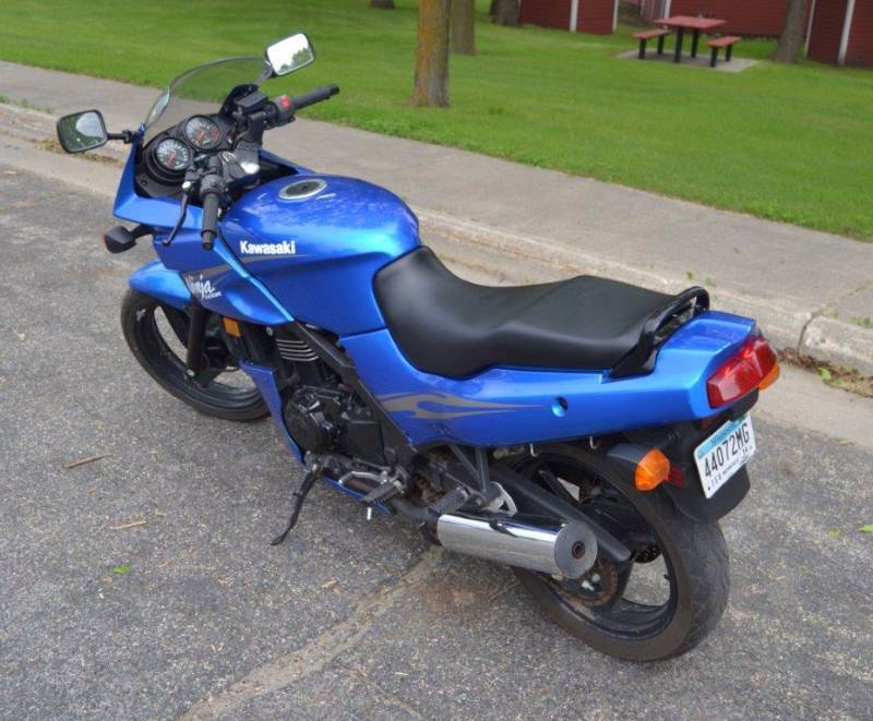 lot 2 image: 2009 Kawasaki Ninja 500