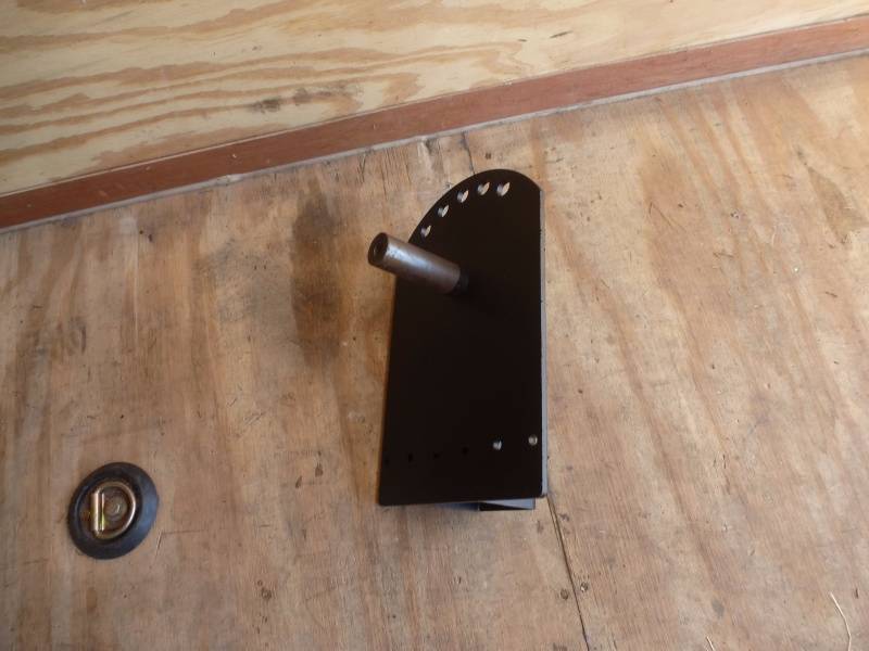 lot 16 image: 3 point blade swivel