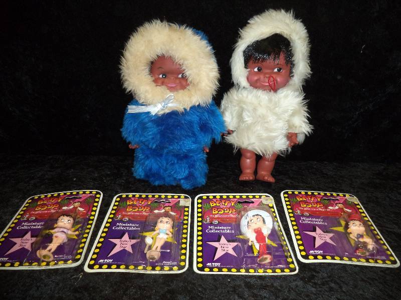 Lot - Betty Boop Figures, Regal Canada Eskimo Dolls