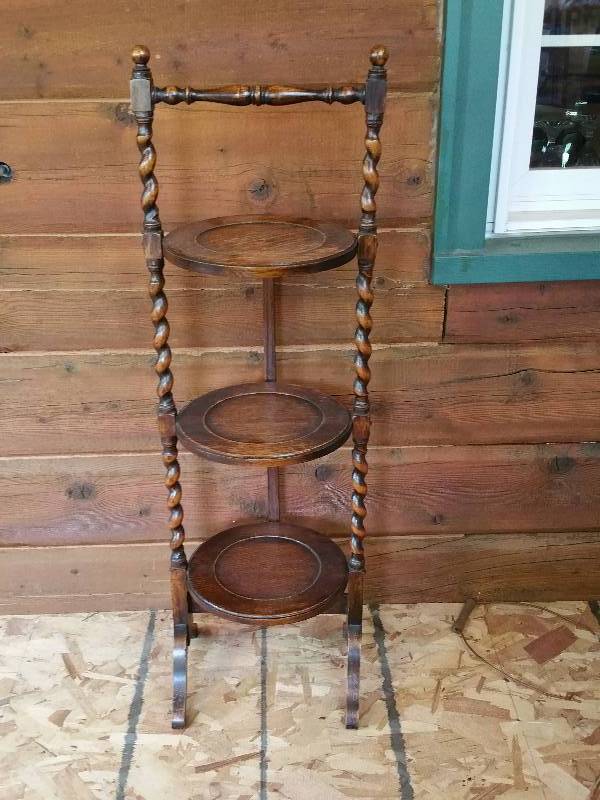 Antique Barley Twist Collapsible Plant Stand
