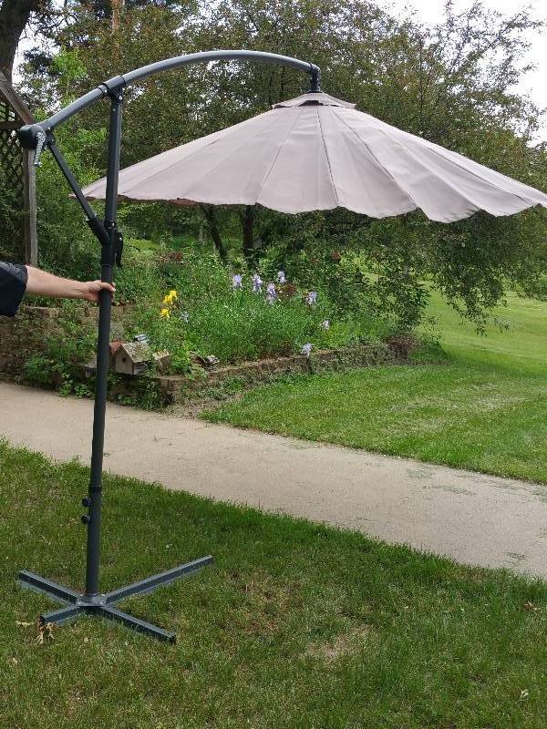 Off Set Table Umbrella