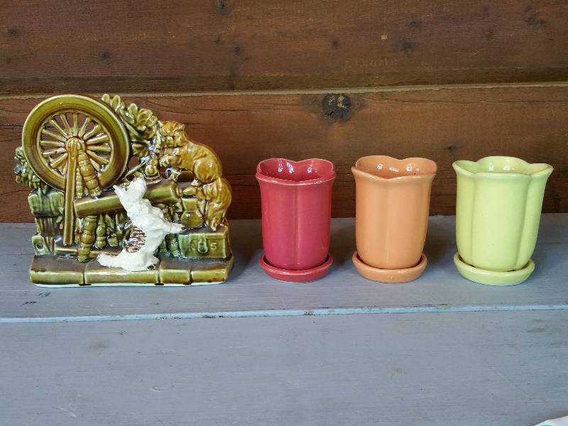 McCoy Dog & Cat Vase
