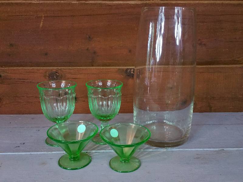 4 Vaseline Dishes