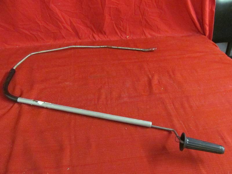 lot 60 image: Drain router