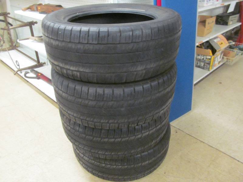 lot 81 image: Good year Eagle tires