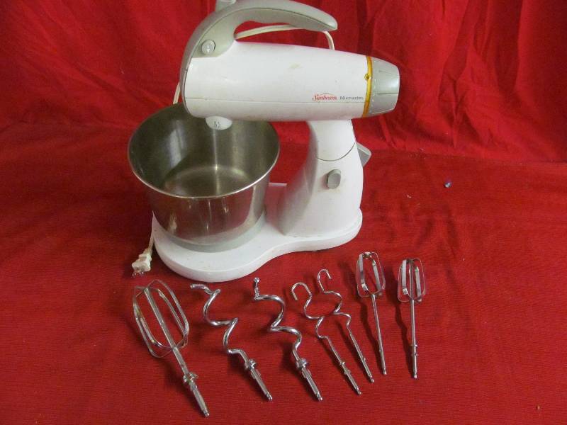 lot 99 image: Sunbeam Mixmaster