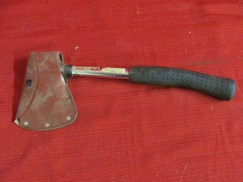 lot 135 image: Hatchet