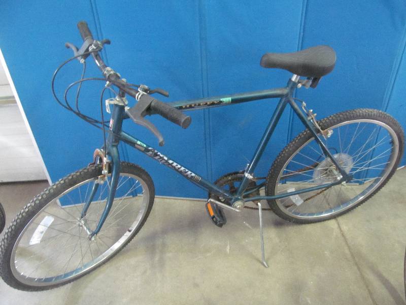 lot 151 image: Bicycle
