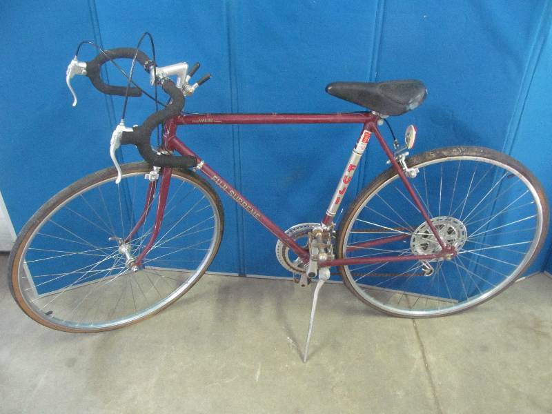 lot 153 image: Bicycle