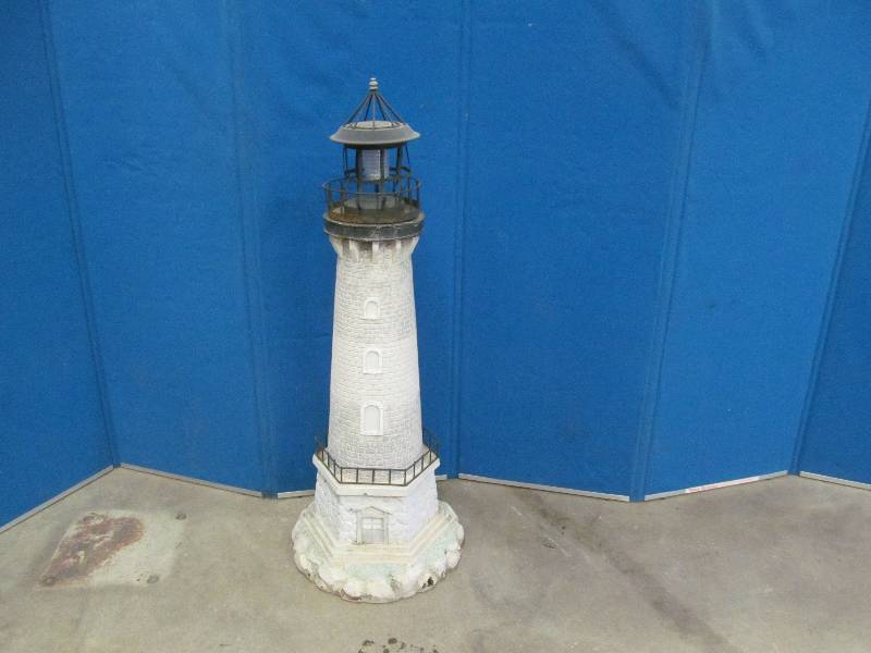 lot 192 image: Lighthouse Dcor