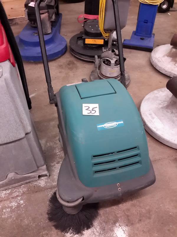 lot 35 image: TENNANT, Floor Sweeper.. Recently rebuilt. New Batteries.. Works well.